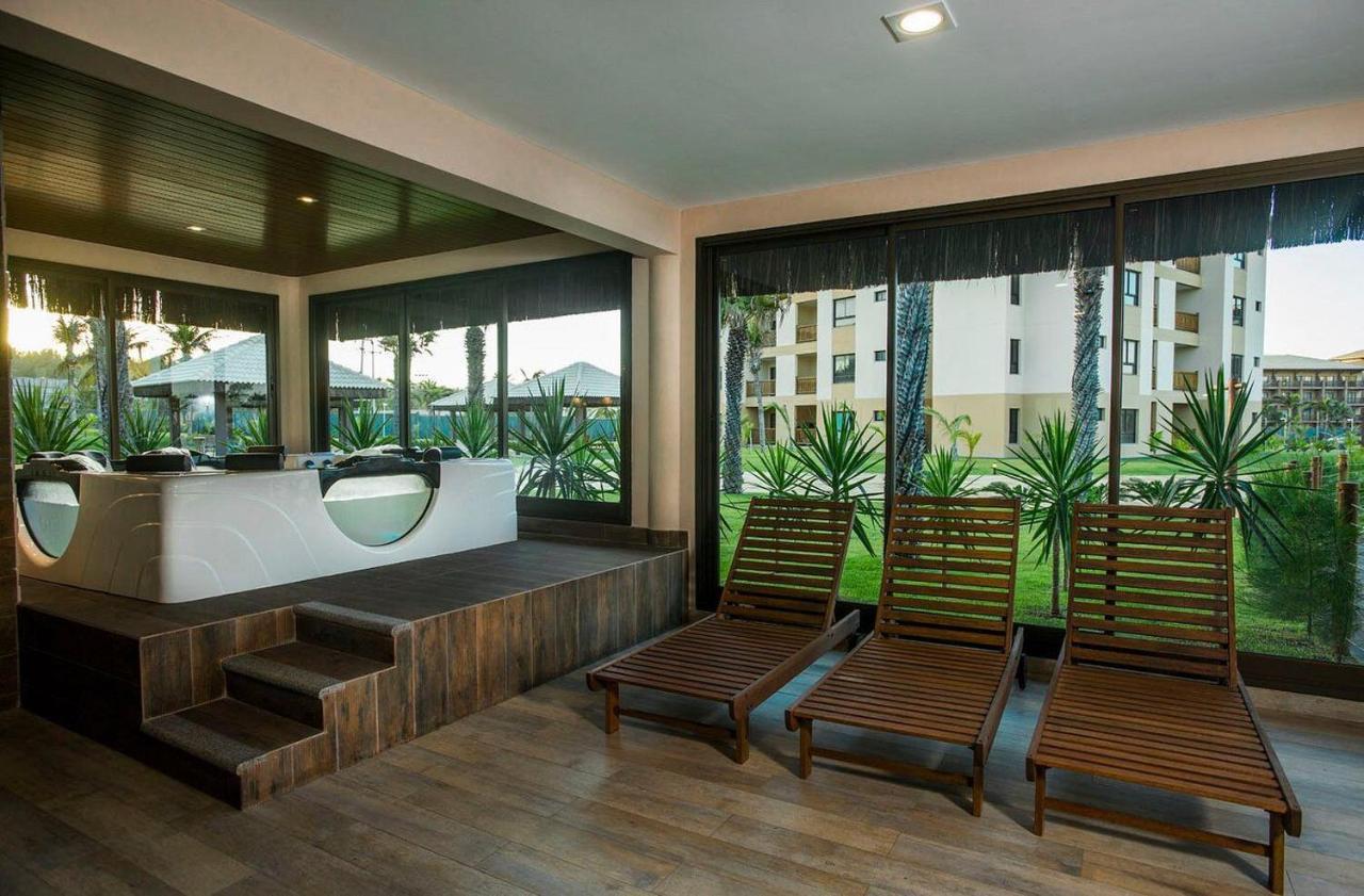 Paraiso Frente Mar!! 04 Pessoas-Pe Na Areia Vg Sun Cumbuco-Hidro, Sauna, Academia, Piscina,Cozinha Completa, Wifi, Parquinho Infantil エクステリア 写真