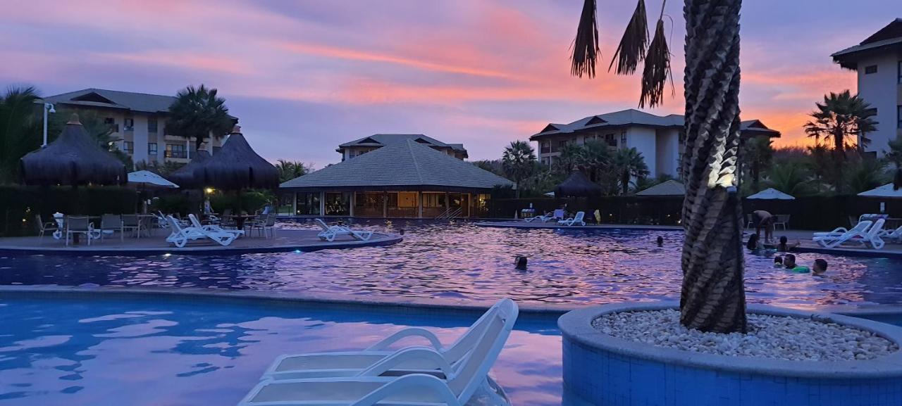 Paraiso Frente Mar!! 04 Pessoas-Pe Na Areia Vg Sun Cumbuco-Hidro, Sauna, Academia, Piscina,Cozinha Completa, Wifi, Parquinho Infantil エクステリア 写真